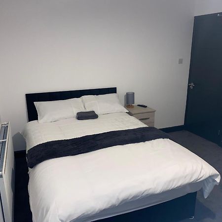 Houghton Guest House 2 Stoke-on-Trent Eksteriør bilde