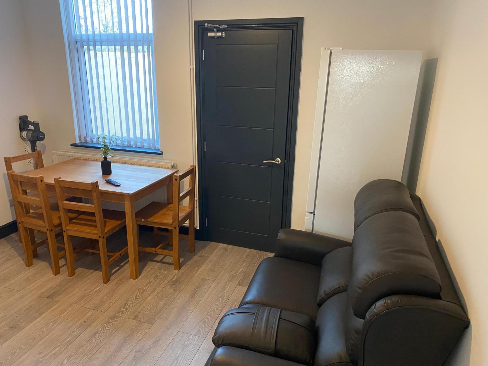 Houghton Guest House 2 Stoke-on-Trent Eksteriør bilde