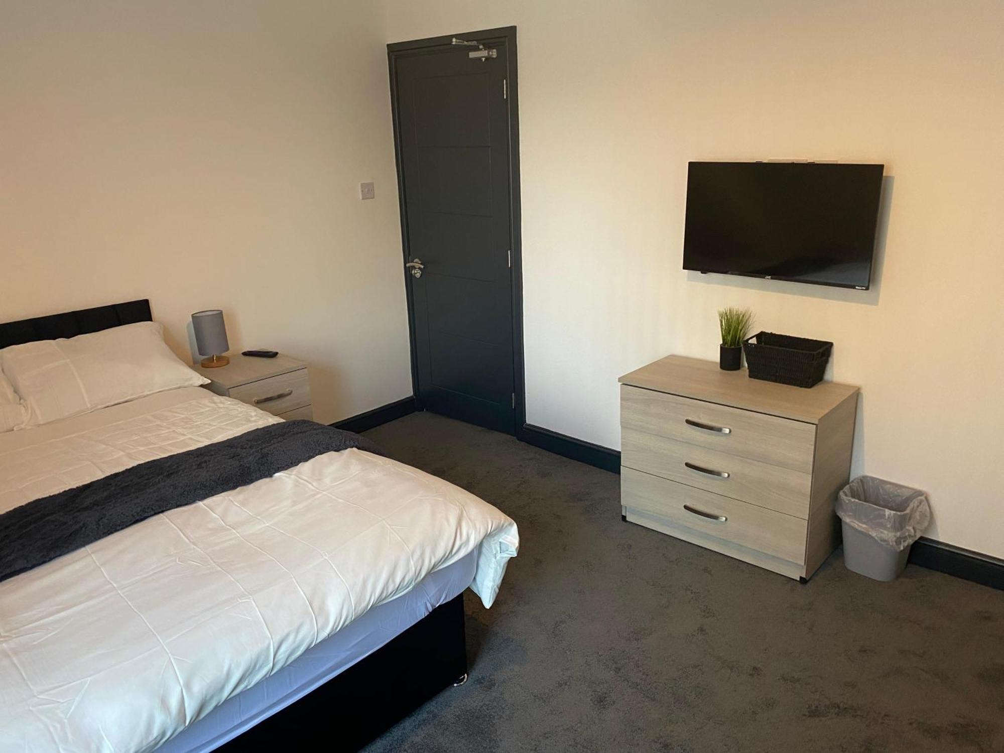 Houghton Guest House 2 Stoke-on-Trent Eksteriør bilde