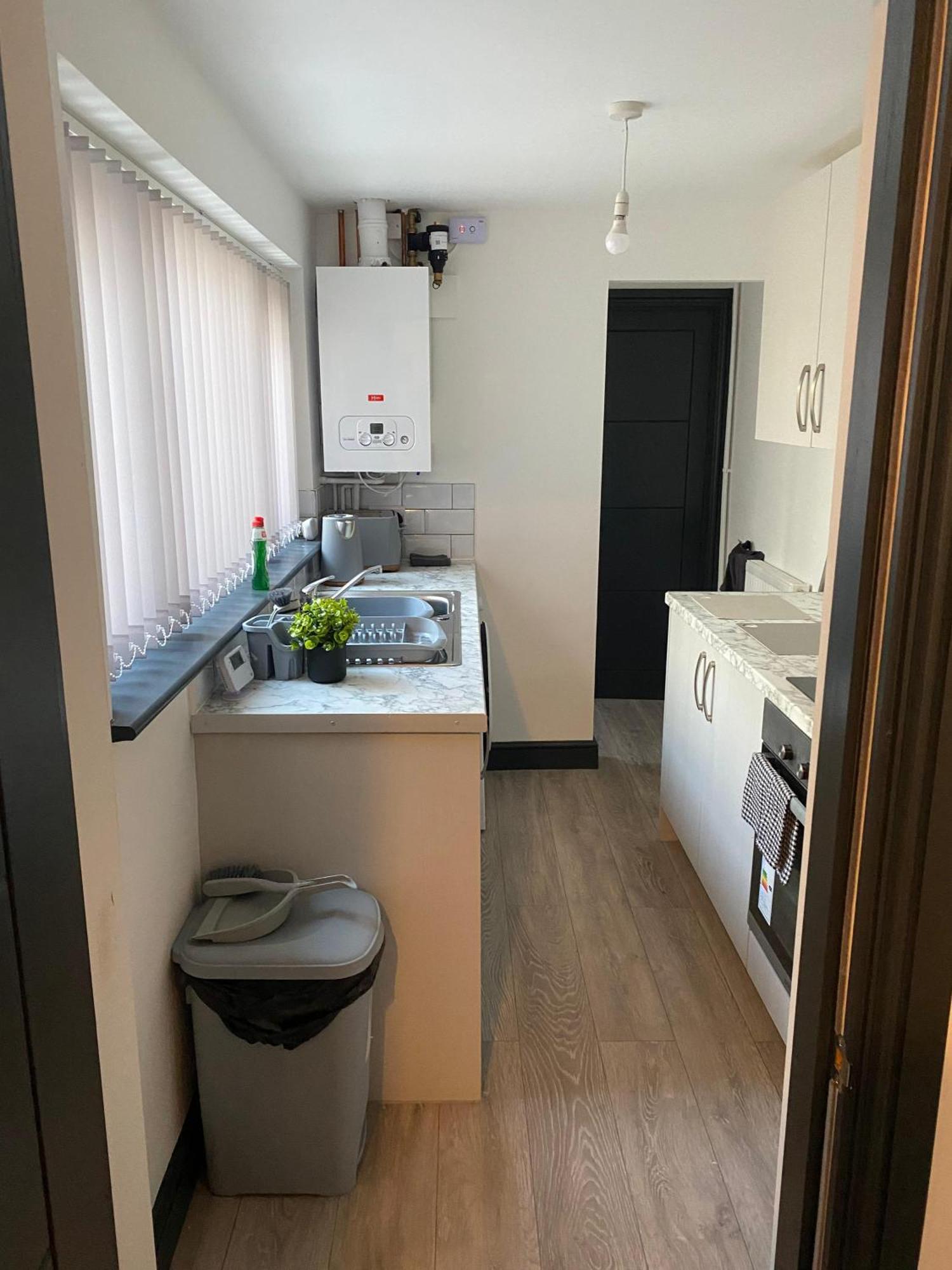 Houghton Guest House 2 Stoke-on-Trent Eksteriør bilde