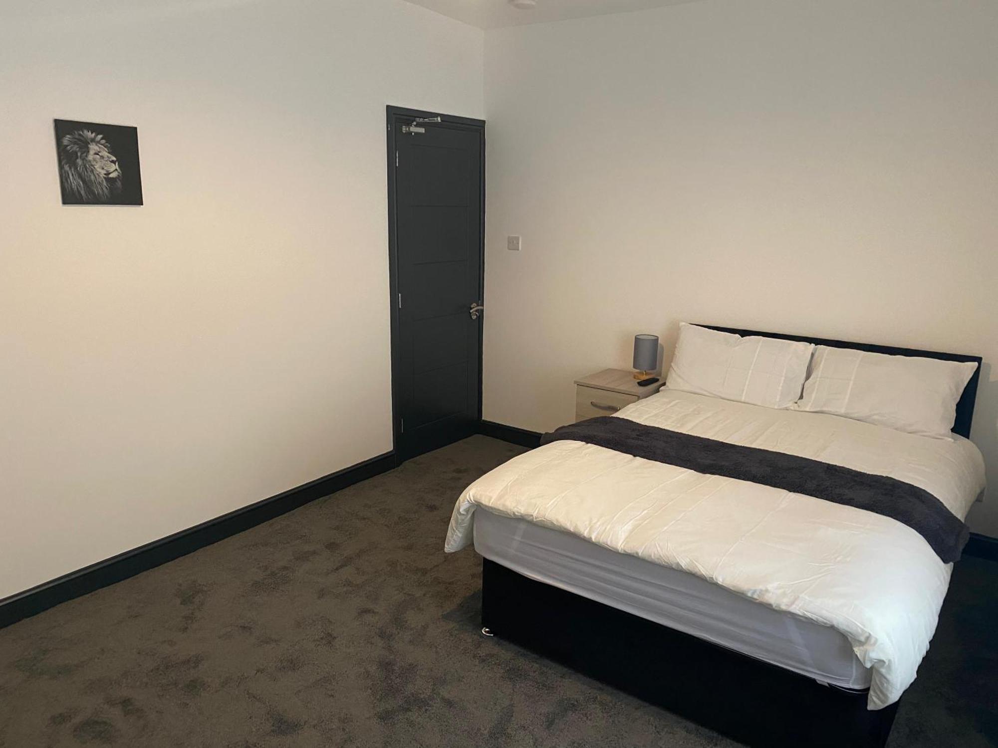 Houghton Guest House 2 Stoke-on-Trent Eksteriør bilde