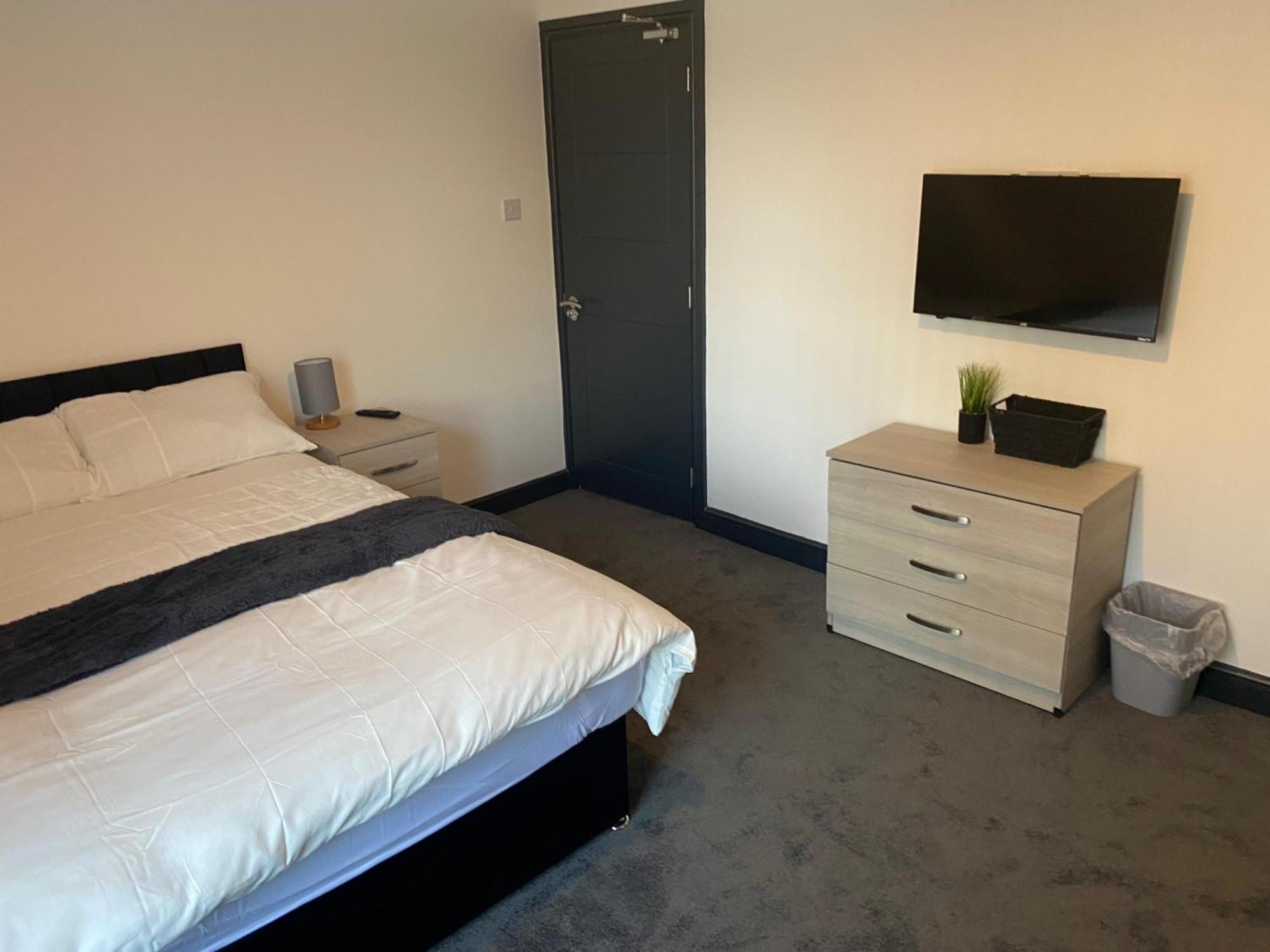 Houghton Guest House 2 Stoke-on-Trent Eksteriør bilde